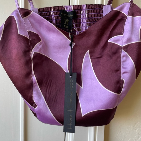NWT House of Harlow 1960 Burgundy Purple Retro Print Satin Cami Crop Top Medium - Picture 8 of 8